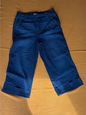 *pre-loved* Maurices Size 16 Stretch Denim Wide Leg Cropped Cuff Jeans